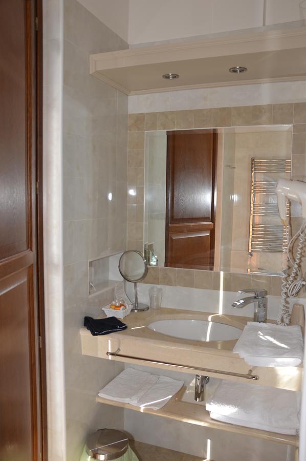 Roccamonfina Palace Hotel Luaran gambar