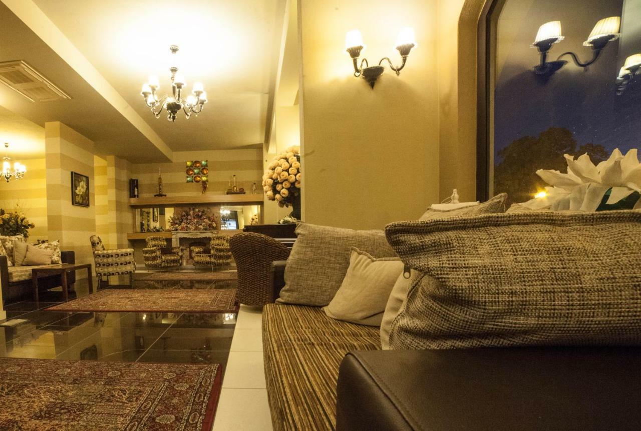Roccamonfina Palace Hotel Luaran gambar