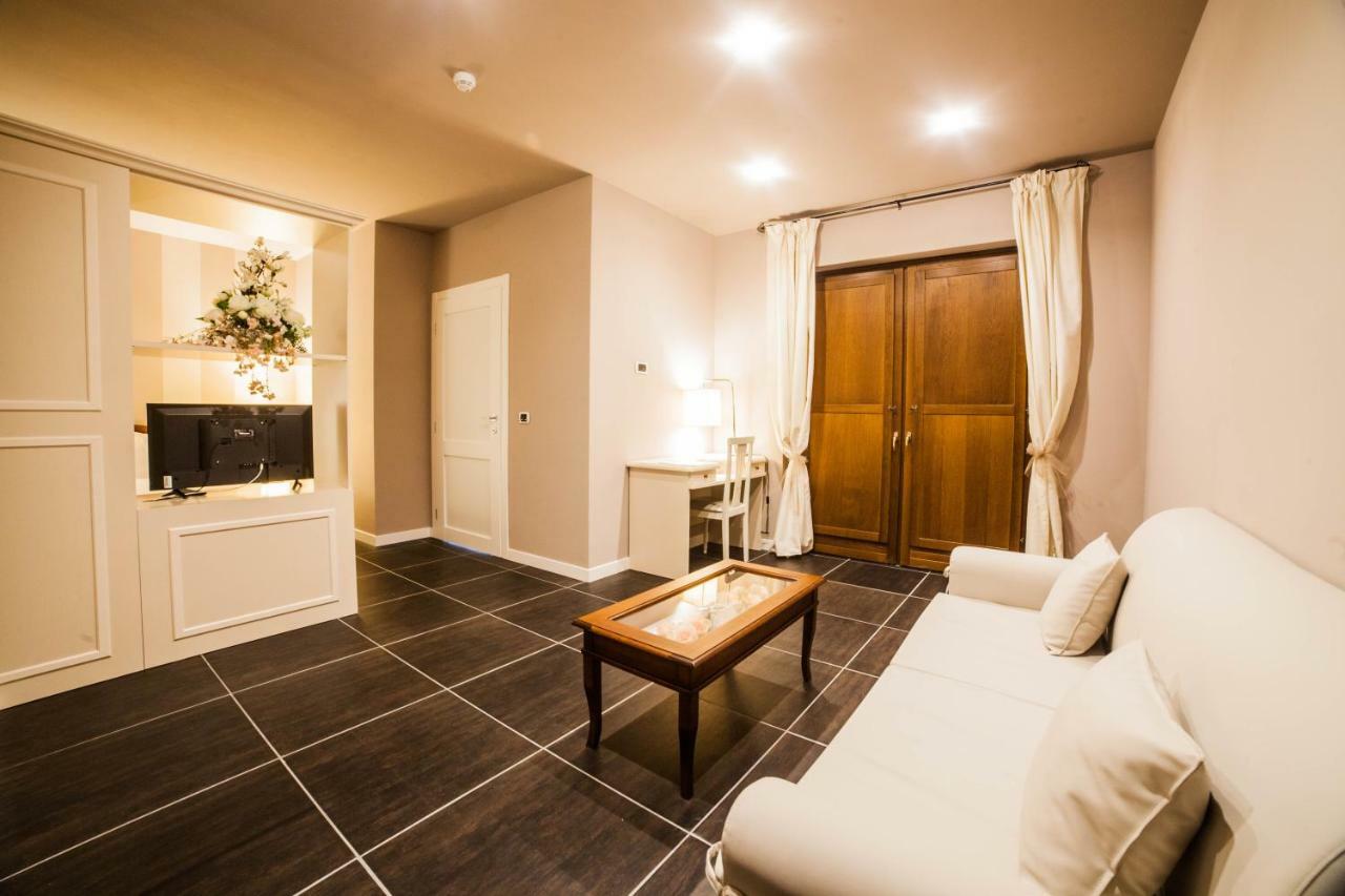 Roccamonfina Palace Hotel Luaran gambar