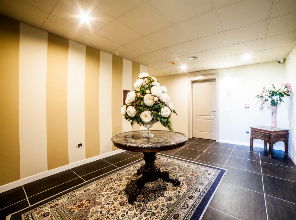 Roccamonfina Palace Hotel Luaran gambar